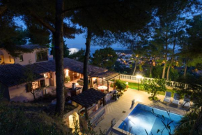 Отель Romantic Villa near Monaco  Рокбрюн-Кап-Мартин
